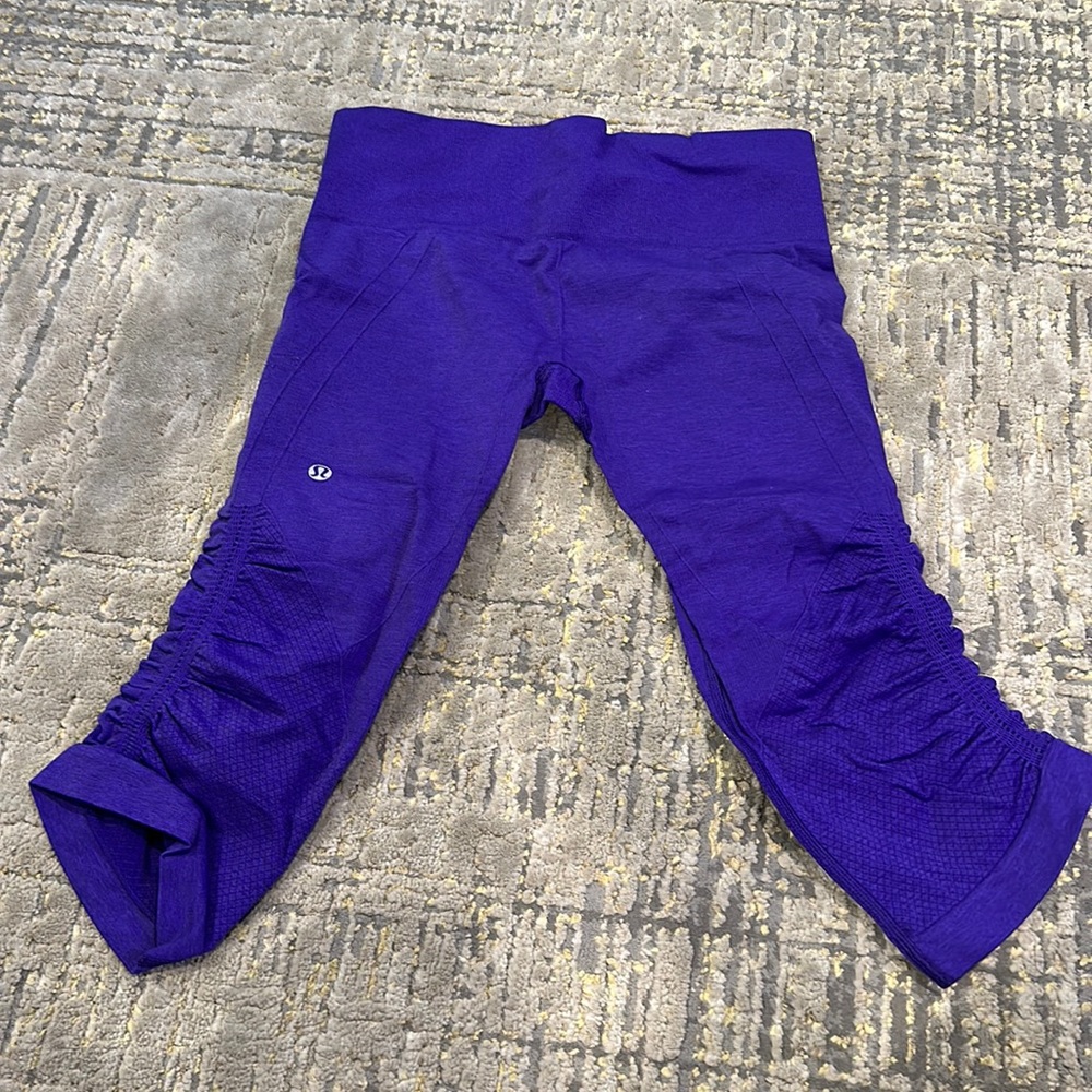 Lulu workout leggings. Worn once